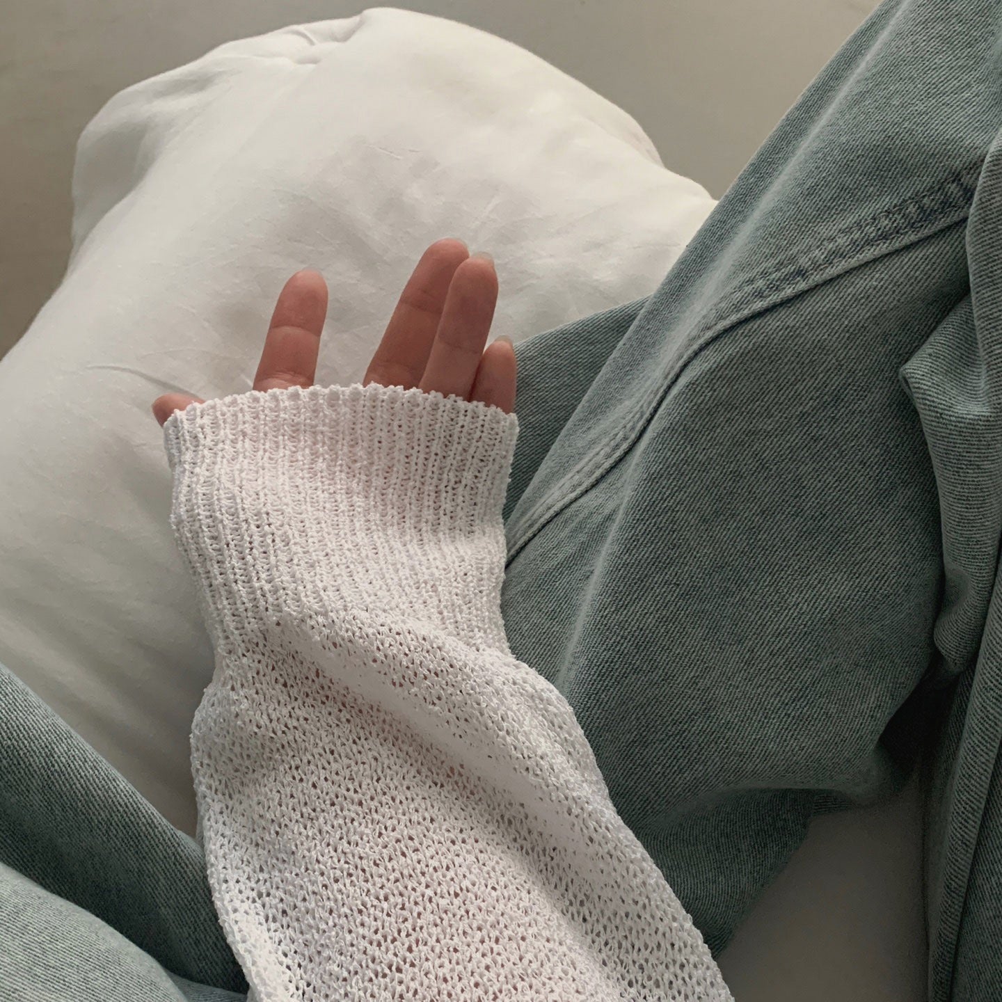 Bow long sleeve knit Off-the-shoulder sweater cover-up蝴蝶结针织毛衣罩衫